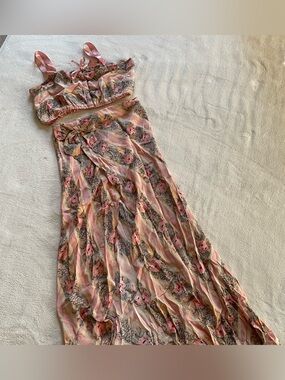LoveShack Fancy Silk Floral Pink Striped Slit Maxi Skirt Two Piece Set size M